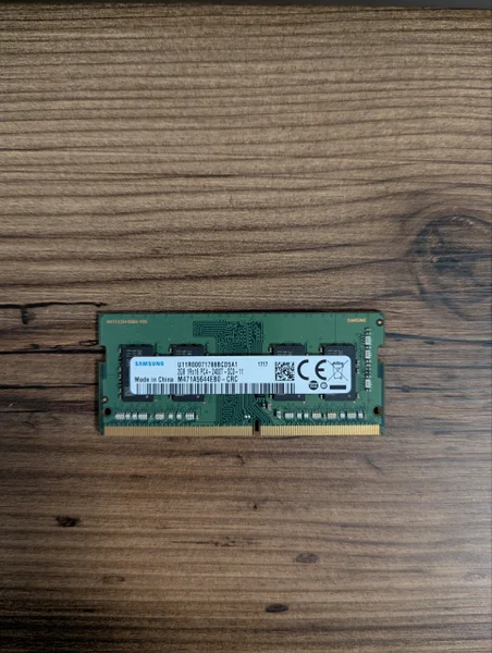 Ноутбучная оперативная память RAM DDR4 SODIMM Samsung