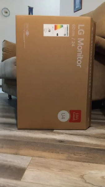 Монитор LG 24 дюйма