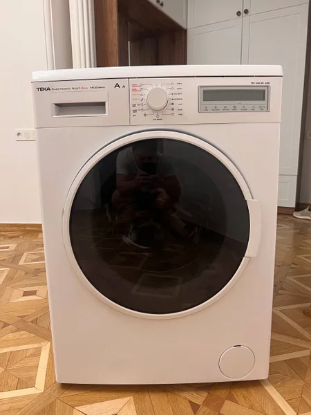 рабочую стиральную машинку ТЕКА, причина переход на новую модель