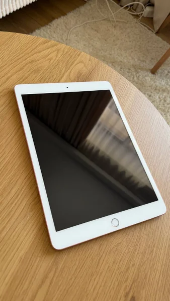 Apple iPad 7 32GB + Apple Pencil 1 + чехол