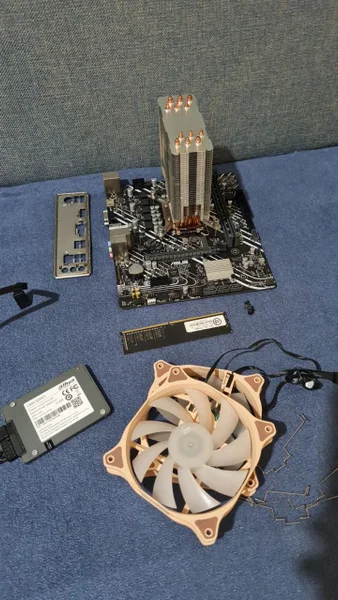 Комплект: Процессор i3-13100F, материнская плата Asus и кулер