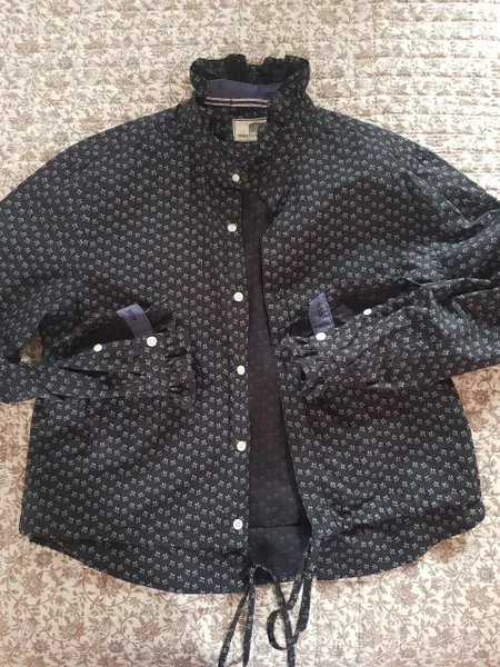 Стильная рубашка из плотного качественного хлопка. Размер S-M. Upcycling, the only copy.