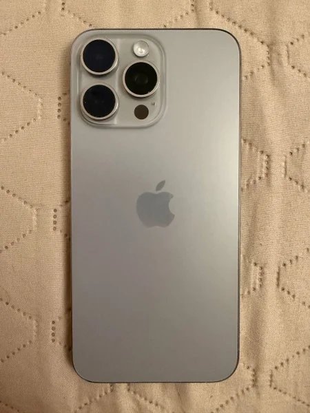 iPhone 15 Pro Max