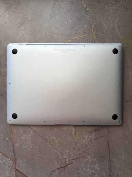 Apple MacBook Air 2020 M1 8GB