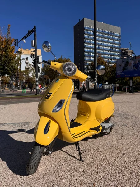 Скутер Vespa VXL 150 2023