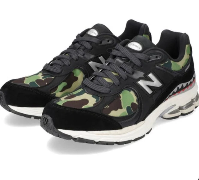 Кроссовки New Balance Bape 2002r