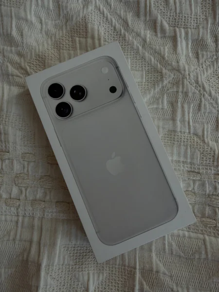 iPhone 18 Pro Max 256GB Silver eSIM