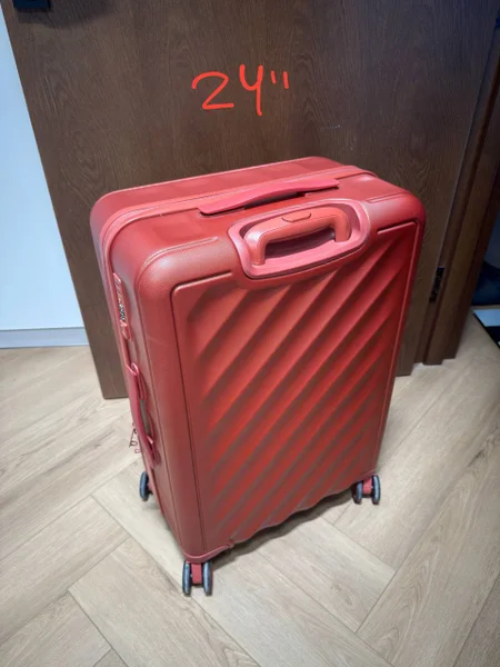 Чемодан 24 дюйма