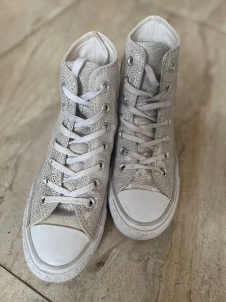 кеды Converse: конверсы оригинальные, но б/у.