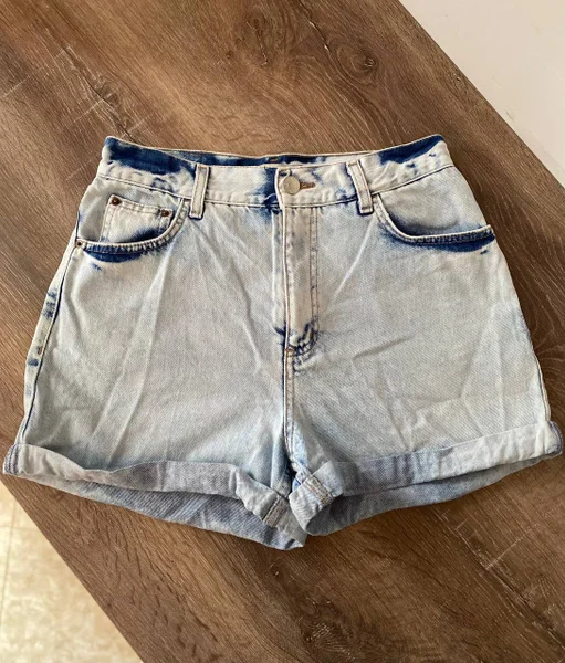 Женские джинсовые шорты Gloria Jeans Baggy