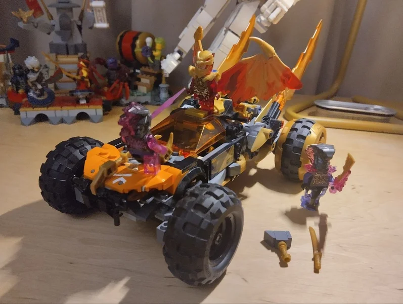 LEGO Ninjago Машина (71769)
