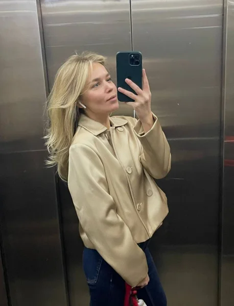 Золотистый жакет H&M