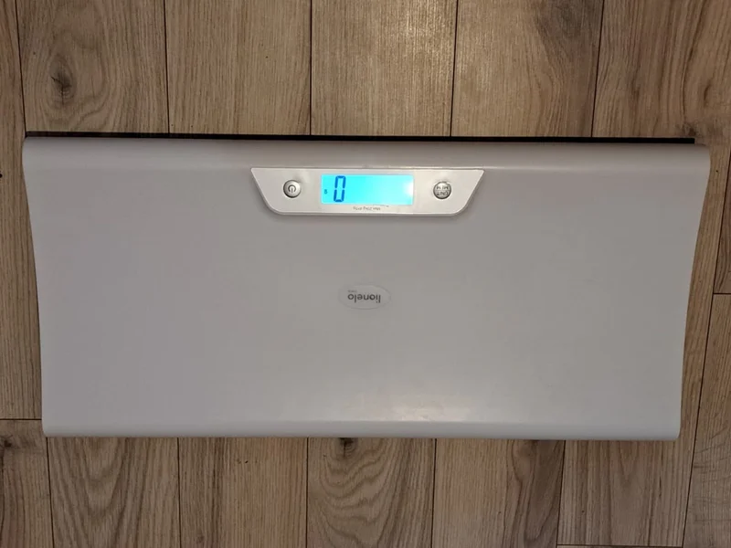 Весы Lionelo BabyBalance