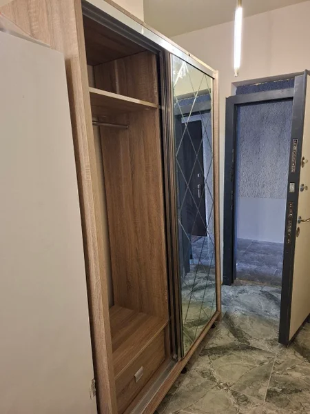 Шкаф