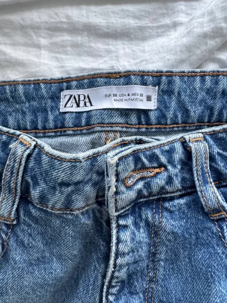 Джинсы Zara S