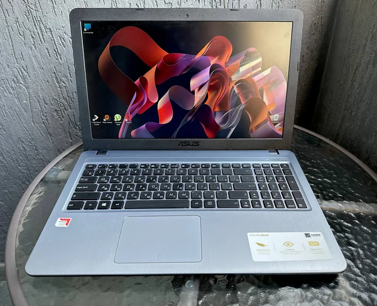 Ноутбук ASUS R540BA-GQ194T