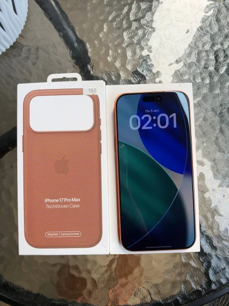 iPhone 17 Pro Max 256GB Orange eSIM и чехол