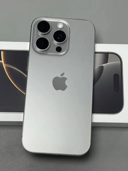 iPhone 16 Pro