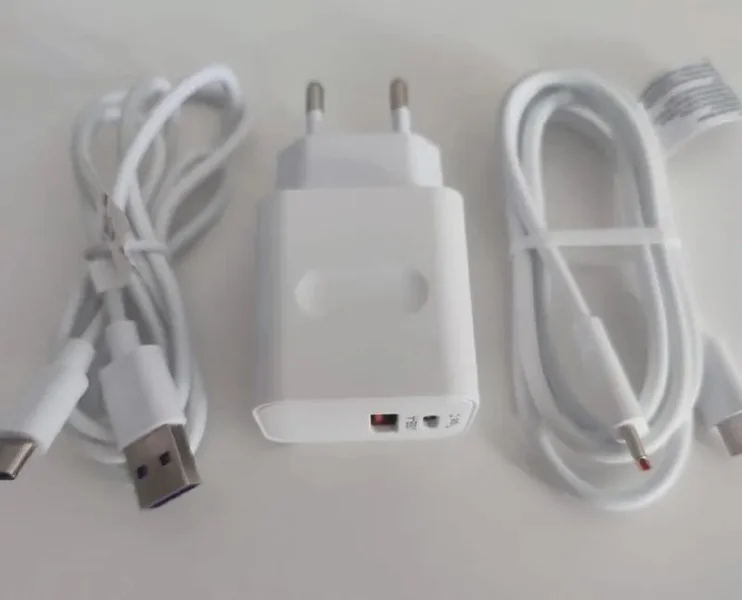 Зарядное устройство Xiaomi/Samsung/Apple 40W с кабелями