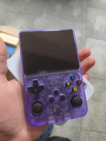 Игровая консоль R36S