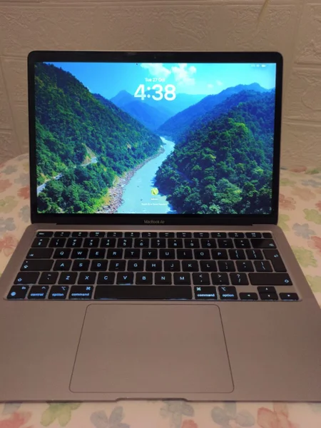 MacBook Air M1