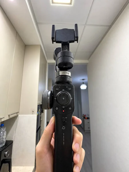 Стабилизатор Zhiyun Smooth 4