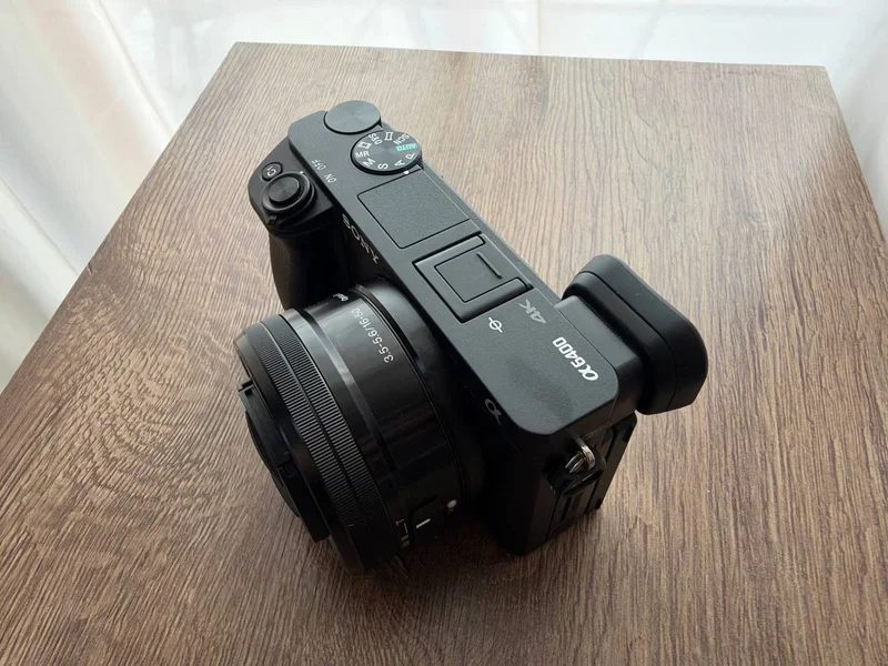 Sony Alpha a6400.