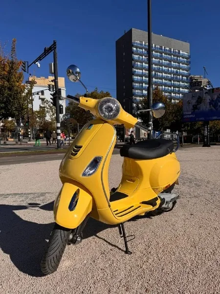 Скутер Vespa VXL 150 2023
