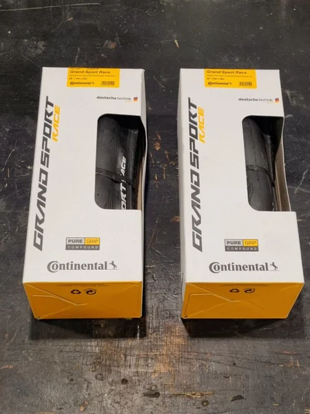 Шины Continental Grand Sport 700 x 28C пара
