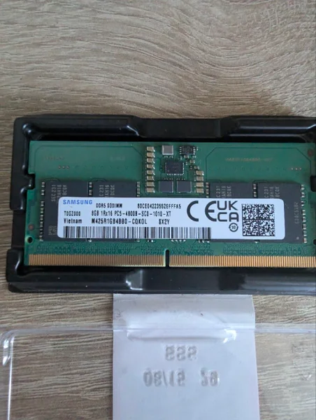 Оперативная память 8 GB Samsung DDR5 SODIMM