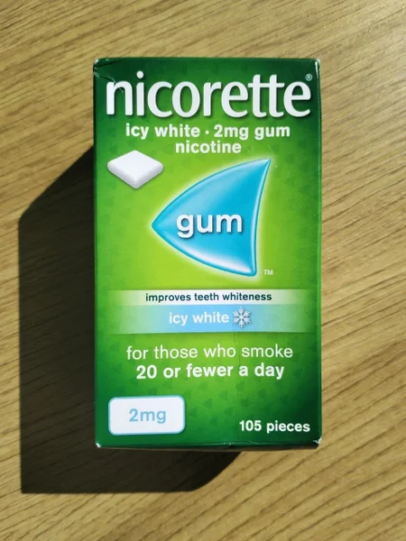 Никотиновая жвачка Nicorette