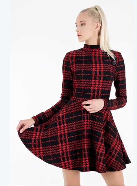 платье GUESS