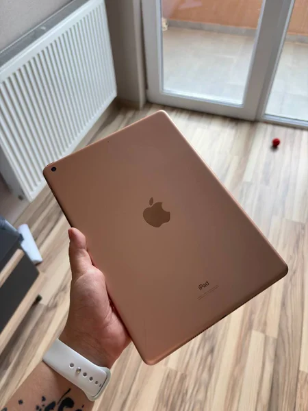 **📱 iPad (7th generation) | 128** ГБ