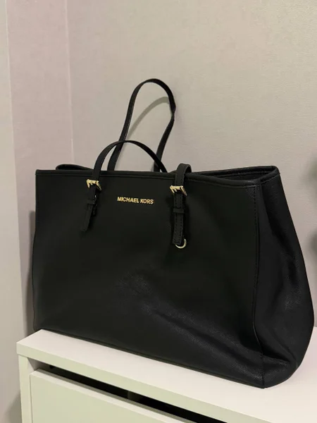 Сумка Michael Kors Jet Set Large Shoulder Tote Saffiano