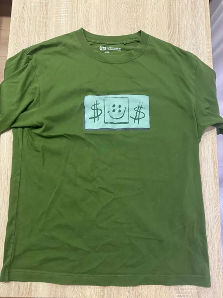 Футболки Uniqlo
