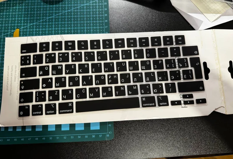 Силиконовая накладка на клавиатуру для MacBook