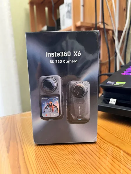 Insta360 X6