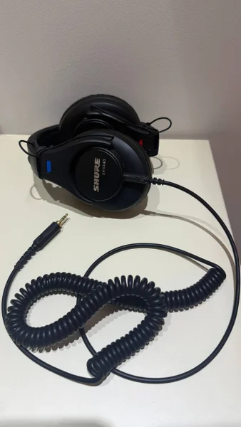 Наушники Shure SRH440
