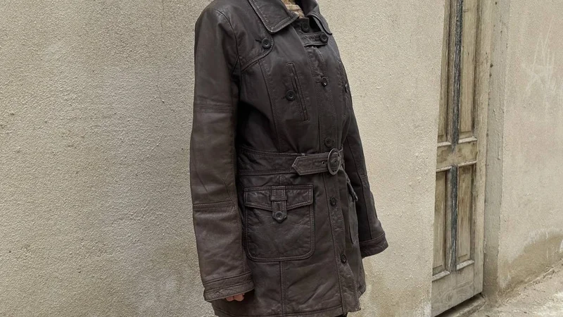 Кожаная куртка M/L
