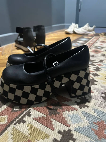 Обувь Charles & Keith 38 размера