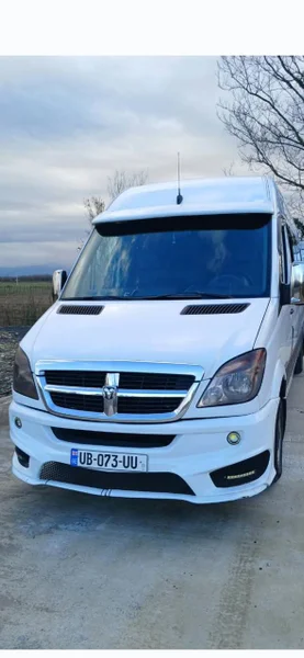 Микроавтобус Mercedes-Benz Sprinter 3.0