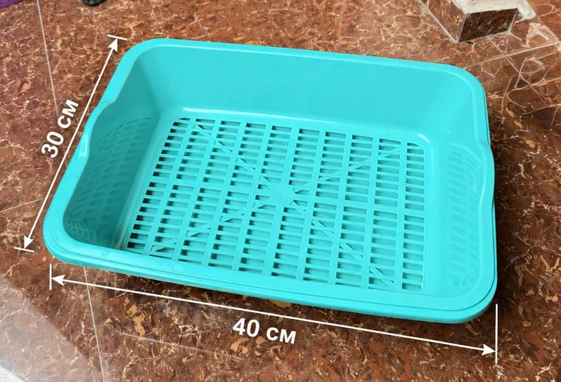 Лоток для кошки и 2 поилки
