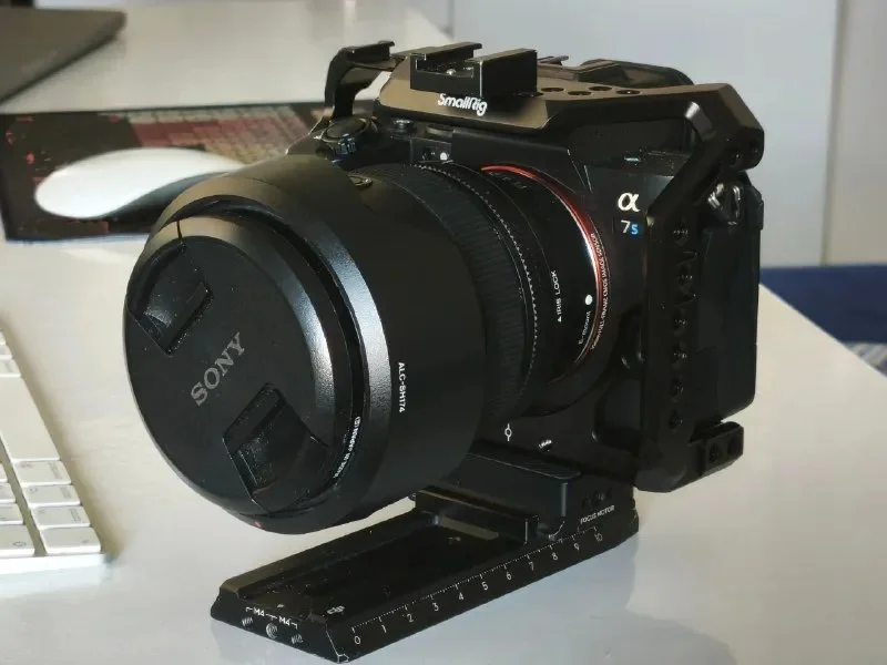 Фотокамера Sony a7S III с клеткой SmallRig