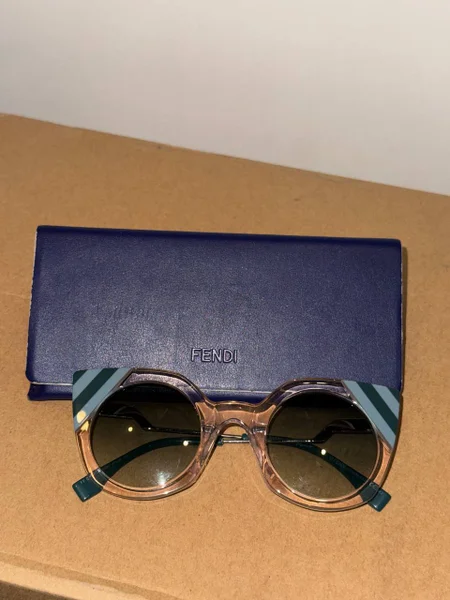 Очки Fendi