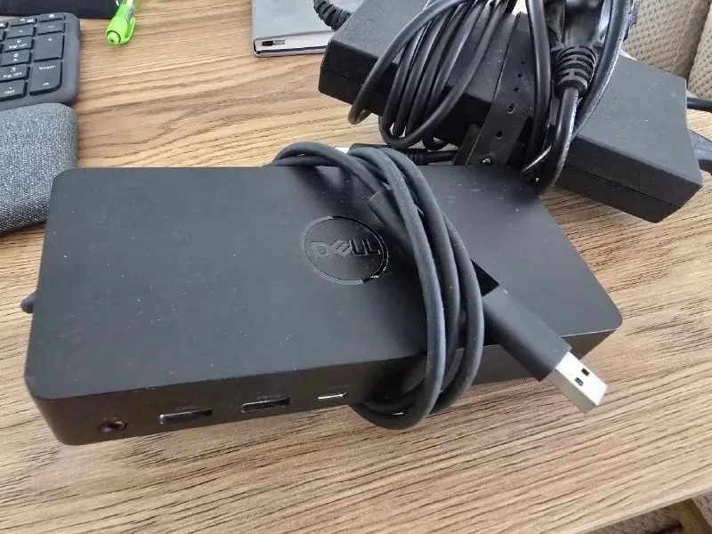 Dell D6000
