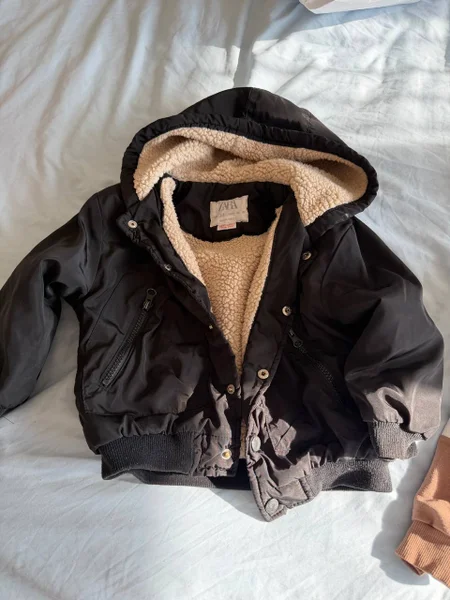 Куртка Zara размер 98 см
