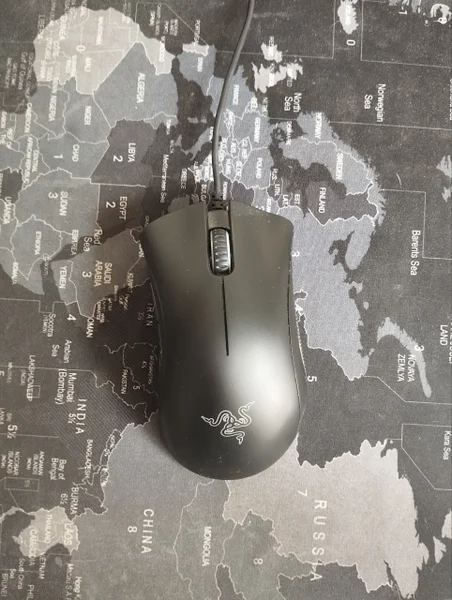 Мышь Razer Deathadder Essential