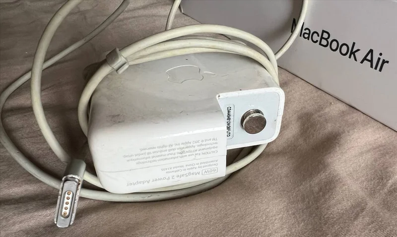 Зарядка Apple MagSafe 2 60W