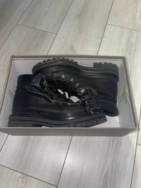 Розовое платье Zara