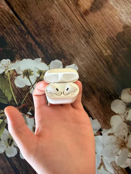 AirPods 2